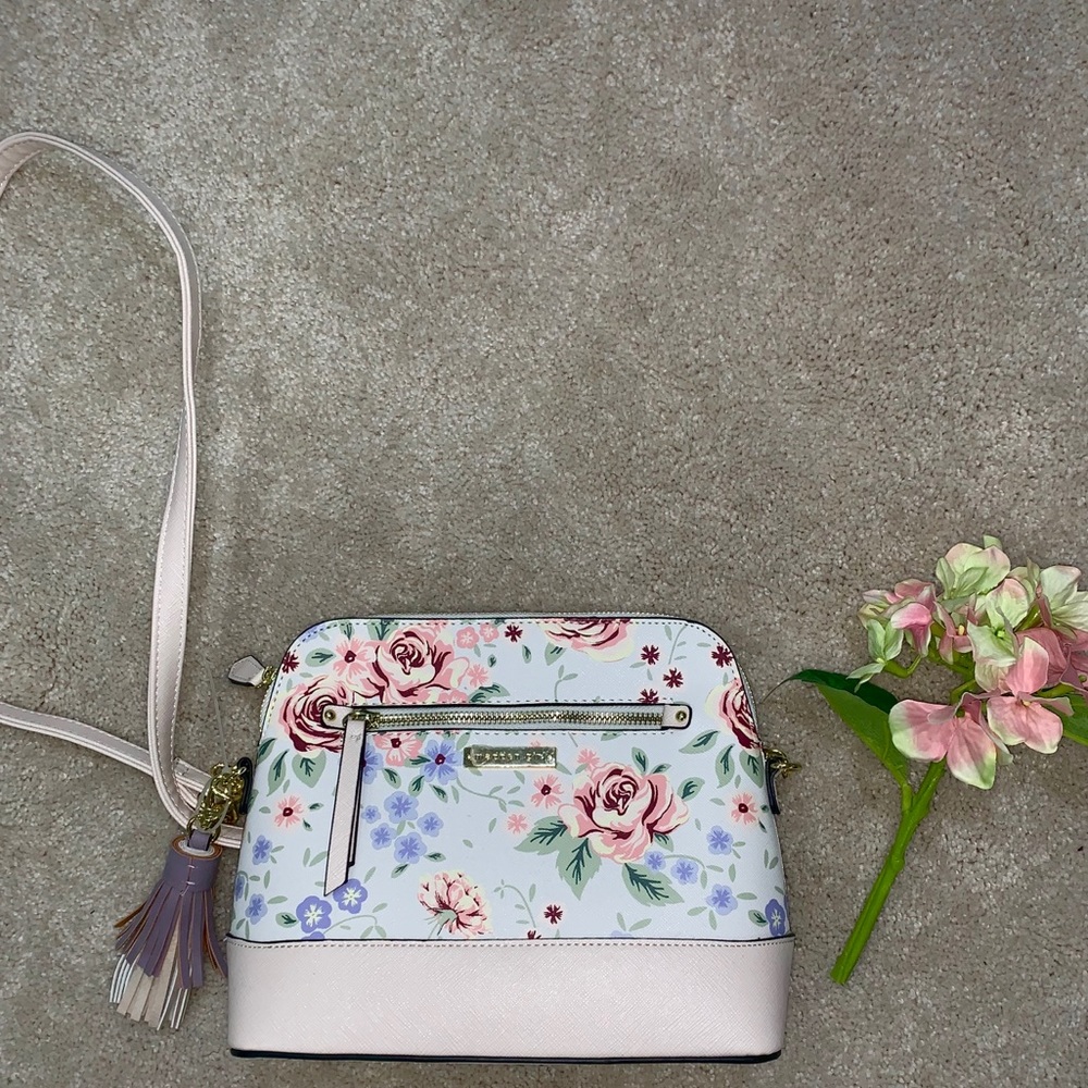 NEW MADDEN GIRL purse